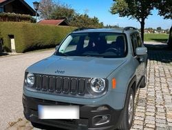 Grau Gebraucht 2014 Jeep Renegade SUV | 12.500 € (Etwas zu teuer)