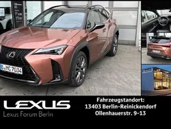 Rot Gebraucht 2025 Lexus UX 300h Sport Design Packet SUV | 41.947 € (Fairer Preis)