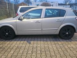 Gebraucht 2006 Opel Astra Kleinwagen | 1.250 € (Teuer)