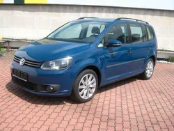 Blau Gebraucht 2012 VW Touran Trendline Van / Kleinbus | 5.500 € (Fairer Preis)