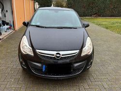 Schwarz Gebraucht 2012 Opel Corsa Kleinwagen | 3.800 € (Fairer Preis)