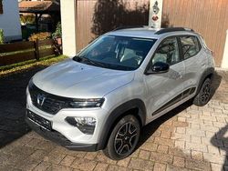 Silber Gebraucht 2022 Dacia Spring Comfort Plus Kleinwagen | 13.449 € (Teuer)