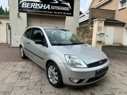 Grau Gebraucht 2004 Ford Fiesta Kleinwagen | 1.499 € (Teuer)