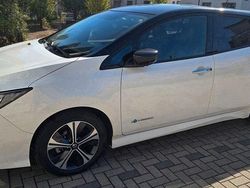 Weiß Gebraucht 2020 Nissan Leaf Tekna Kleinwagen | 14.000 € (Fairer Preis)