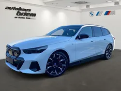 Mineralweiss metallic Gebraucht 2024 BMW i5 Performance Limousine | 99.911 €