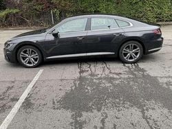 Grau Gebraucht 2018 VW Arteon R-line Kleinwagen | 20.999 € (Fairer Preis)