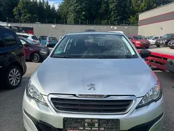 Grau Gebraucht 2016 Peugeot 308 Access Kombi | 3.500 € (Fairer Preis)