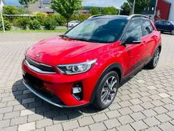 Rot Gebraucht 2018 Kia Stonic Platinum Edition SUV | 17.500 € (Fairer Preis)