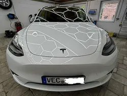 Weiß Gebraucht 2023 Tesla Model Y Standard Range SUV | 33.350 € (Guter Preis)