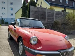 Rot Gebraucht 1989 Alfa Romeo Spider Cabrio | 17.000 €
