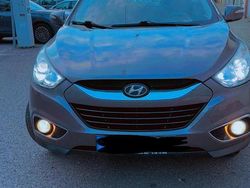 Grau Gebraucht 2012 Hyundai Tucson SUV | 7.500 €