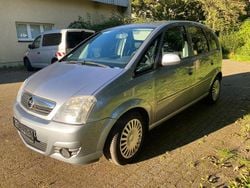 Silber Gebraucht 2006 Opel Meriva Van / Kleinbus | 3.000 € (Fairer Preis)