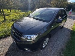 Grau Gebraucht 2019 Dacia Logan Comfort Limousine | 7.950 € (Guter Preis)