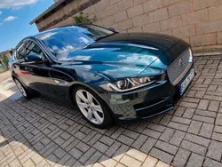 Grün Gebraucht 2015 Jaguar XE Prestige Limousine | 13.200 € (Teuer)