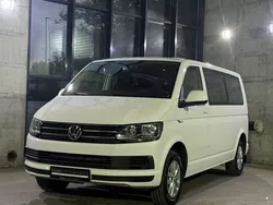 Weiß Gebraucht 2017 VW T6 Comfortline Van | 27.900 € (Fairer Preis)