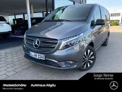 Selenitgrau Gebraucht 2023 Mercedes Vito Van / Kleinbus | 53.850 € (Teuer)