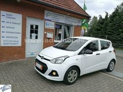 Weiß Gebraucht 2016 Hyundai i10 Classic Kleinwagen | 6.000 € (Fairer Preis)