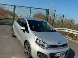 Silber Gebraucht 2012 Kia Rio Kleinwagen | 4.750 € (Fairer Preis)