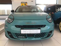 Acqua blau/dach schwarz Neu 2025 Fiat 600 La Prima Limousine | 27.990 € (Fairer Preis)