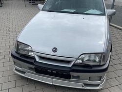 Silber Gebraucht 1987 Opel Omega Limousine | 13.899 €