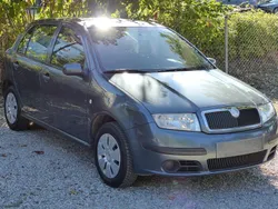 Grau Gebraucht 2006 Skoda Fabia Kleinwagen | 650 € (Guter Preis)