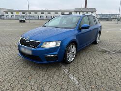Blau Gebraucht 2015 Skoda Octavia vRS Kombi | 12.500 € (Fairer Preis)