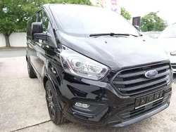 Schwarz Gebraucht 2019 Ford Transit Custom Sport Van / Kleinbus | 12.490 €