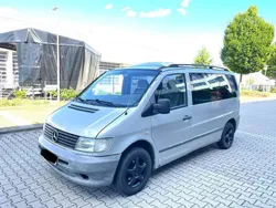 Silber Gebraucht 2001 Mercedes Vito Van / Kleinbus | 2.999 €