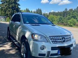 Weiß Gebraucht 2008 Mercedes ML55 AMG AMG SUV | 14.500 €