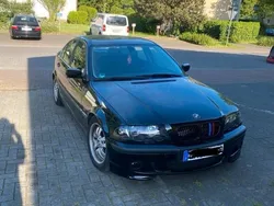 Schwarz Gebraucht 2000 BMW 323 Sport Line Limousine | 3.700 € (Fairer Preis)