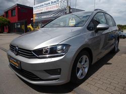 Silber Gebraucht 2015 VW Golf Sportsvan Van / Kleinbus | 13.989 € (Fairer Preis)
