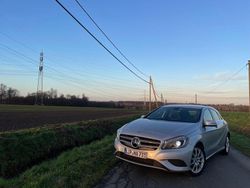 Silber Gebraucht 2015 Mercedes A180 Limousine | 11.990 € (Fairer Preis)