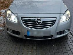 Silber Gebraucht 2011 Opel Insignia Kleinwagen | 3.000 € (Fairer Preis)