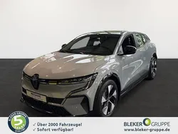 Rafalgrau Gebraucht 2022 Renault Mégane Evolution Limousine | 25.490 € (Superpreis)
