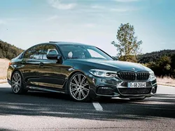 Grau Gebraucht 2019 BMW 530e iPerformance Limousine | 27.500 € (Teuer)