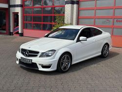 Weiß Gebraucht 2012 Mercedes C63 AMG AMG Coupé | 35.950 € (Superpreis)