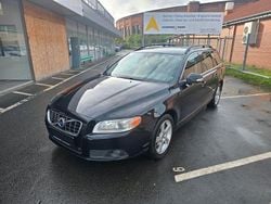 Schwarz Gebraucht 2010 Volvo V70 Summum Kombi | 3.999 € (Teuer)