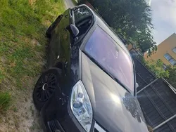 Schwarz Gebraucht 2005 Opel Signum Kombi | 1.500 €