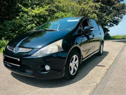 Schwarz Gebraucht 2006 Mitsubishi Grandis Van / Kleinbus | 4.990 €