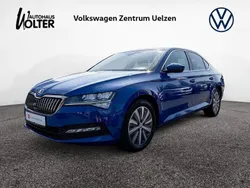 Blau Gebraucht 2022 Skoda Superb Ambition Limousine | 30.290 € (Fairer Preis)