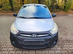 Silber Gebraucht 2013 Hyundai i10 Style Kleinwagen | 3.400 € (Fairer Preis)