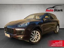 Violett Gebraucht 2016 Porsche Cayenne Platinum Edition SUV | 35.890 € (Fairer Preis)