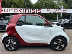Weiß Gebraucht 2021 Smart ForTwo Electric Drive Kleinwagen | 13.999 € (Fairer Preis)