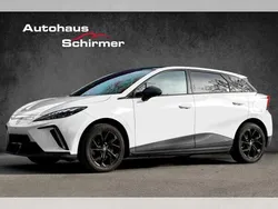 Weiß Gebraucht 2023 MG MG4 EV Luxury Kleinwagen | 39.313 €