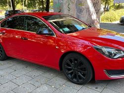 Rot Gebraucht 2016 Opel Insignia Limousine | 8.000 € (Fairer Preis)
