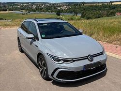 Grau Gebraucht 2022 VW Golf VIII R-line Kombi | 27.500 € (Fairer Preis)
