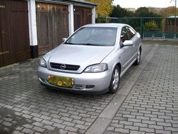 Silber Gebraucht 2000 Opel Astra Coupé | 1.900 € (Fairer Preis)