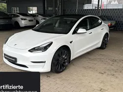 Weiß Gebraucht 2021 Tesla Model 3 Performance Limousine | 31.400 € (Fairer Preis)