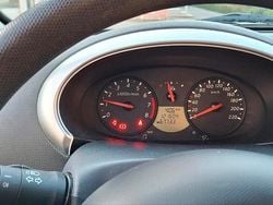 Weiß Gebraucht 2010 Nissan Micra Kleinwagen | 2.299 € (Guter Preis)