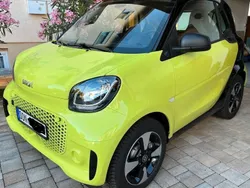 Grün Gebraucht 2023 Smart ForTwo Electric Drive Passion Coupé | 14.300 € (Etwas zu teuer)